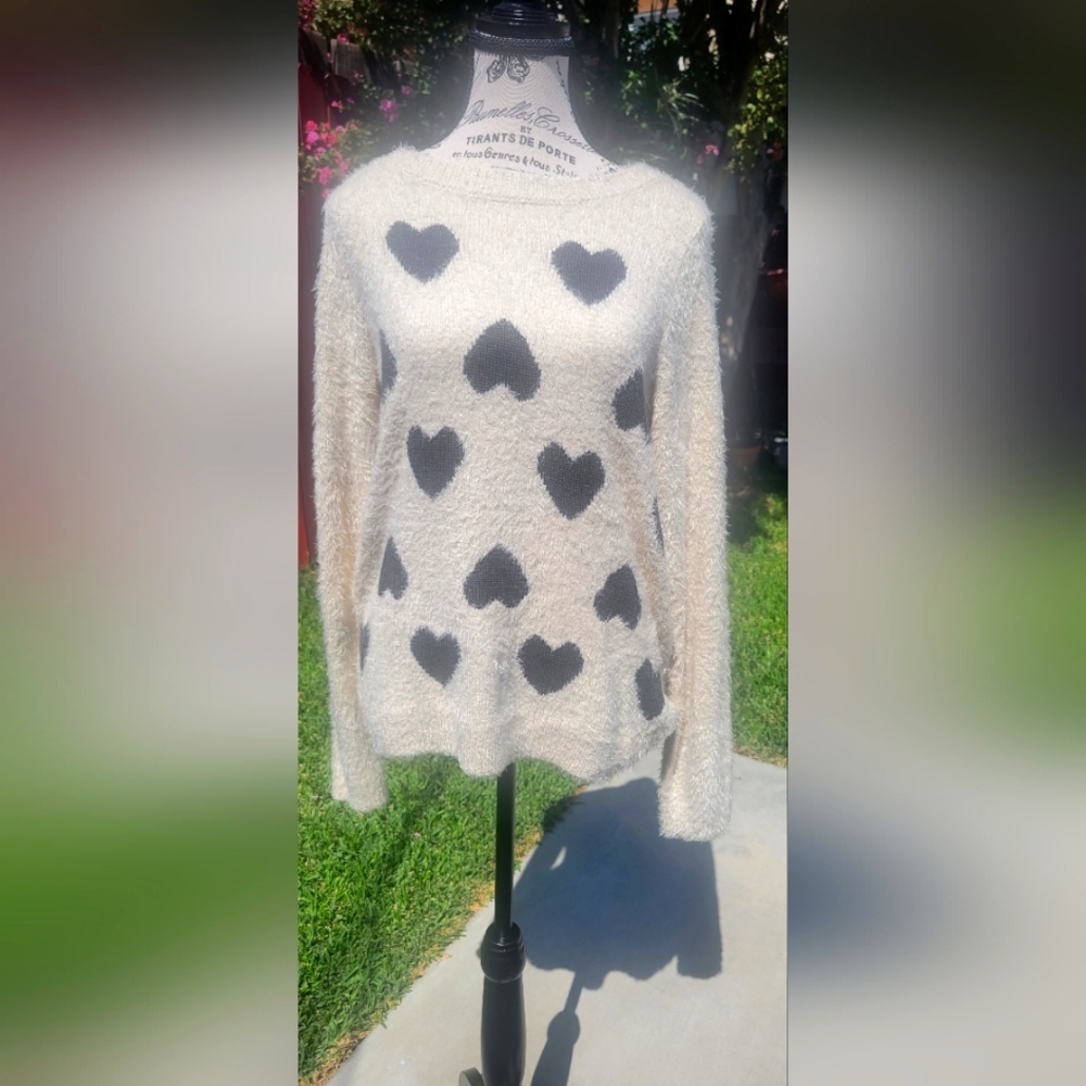 LC Lauren Conrad Fuzzy Yarn Sweater